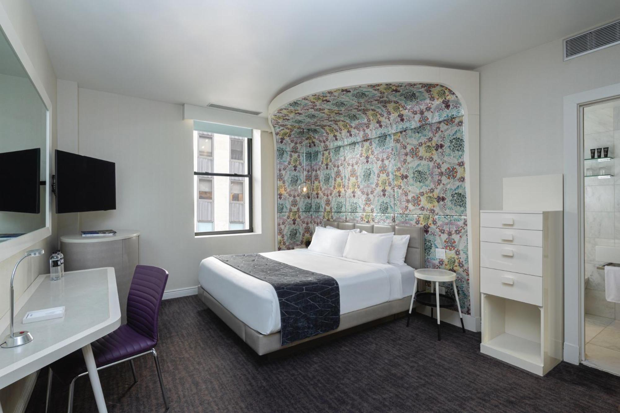 King Room Silver