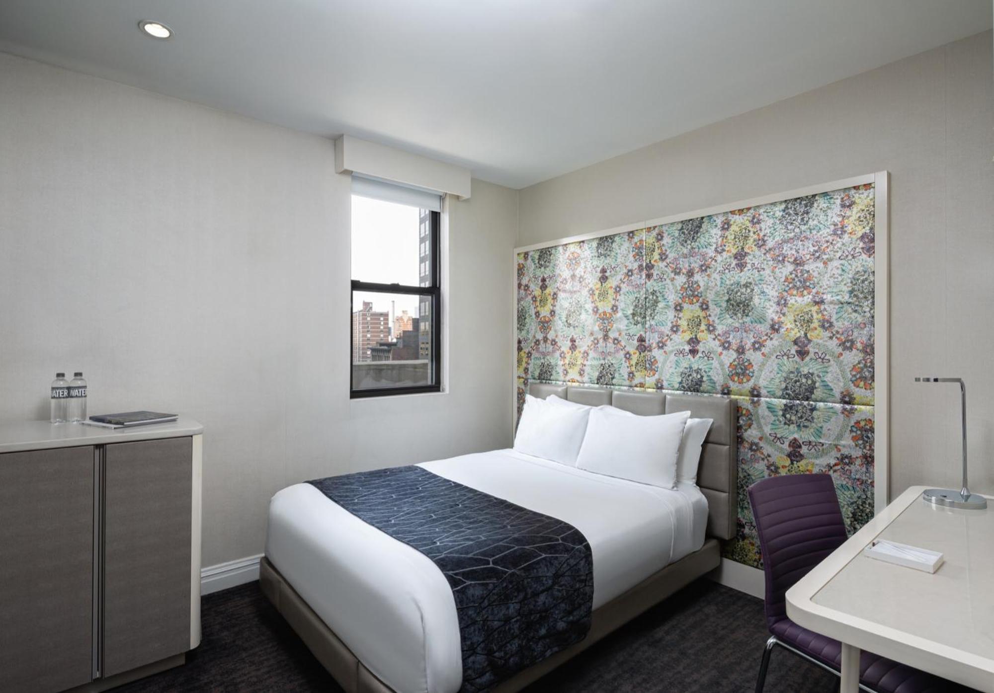 Double Room Bronze